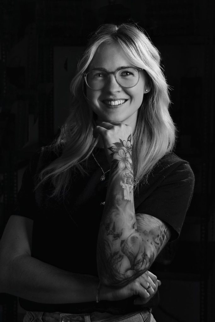Portrait von Tätowiererin Michelle Klein - Ink Shell
