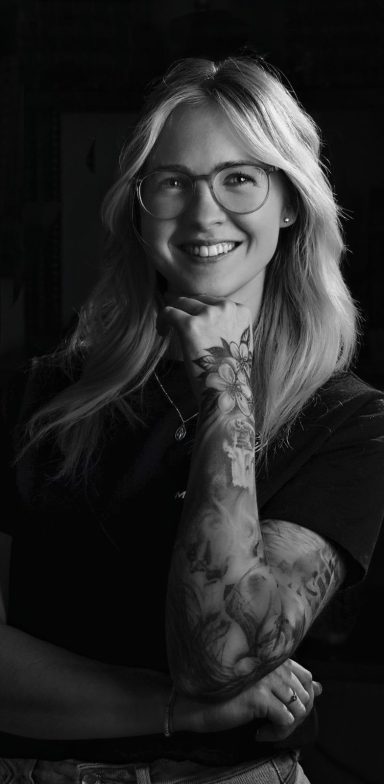 Portrait von Tätowiererin Ink Shell aus Neu-Ulm